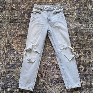 ZARA RIPPED JEANS GREY SIZE 2